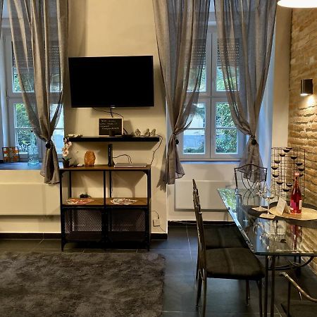 Kiraly Street , Stylish Apartment ブダペスト エクステリア 写真