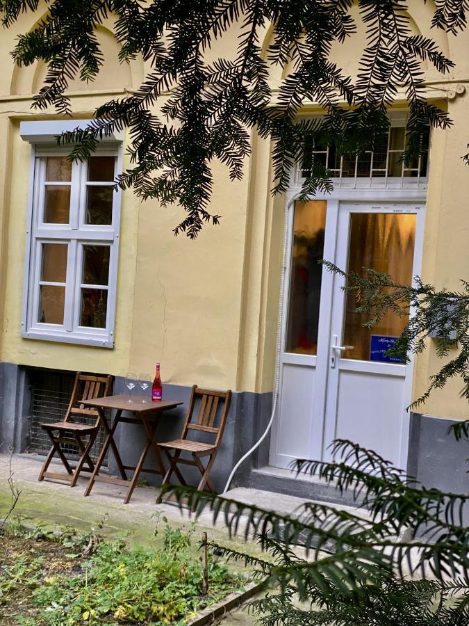 Kiraly Street , Stylish Apartment ブダペスト エクステリア 写真