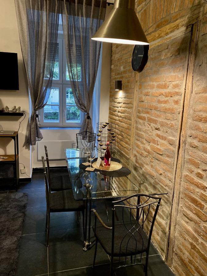 Kiraly Street , Stylish Apartment ブダペスト エクステリア 写真